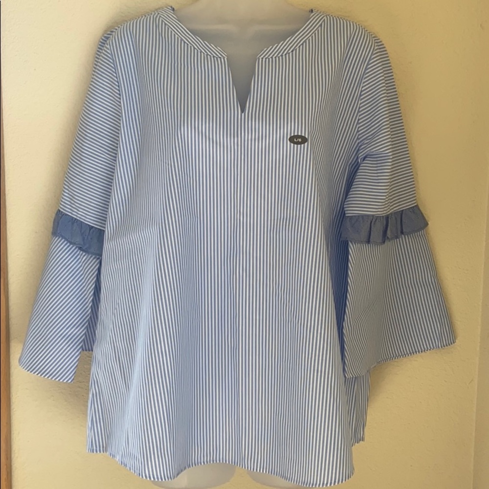 Brand New!! Van Heusen Top Striped Top